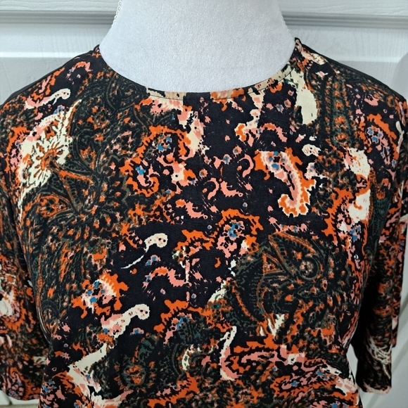 Wayf Floral & Paisley Side Slit Blouse  Size M - Picture 2 of 13